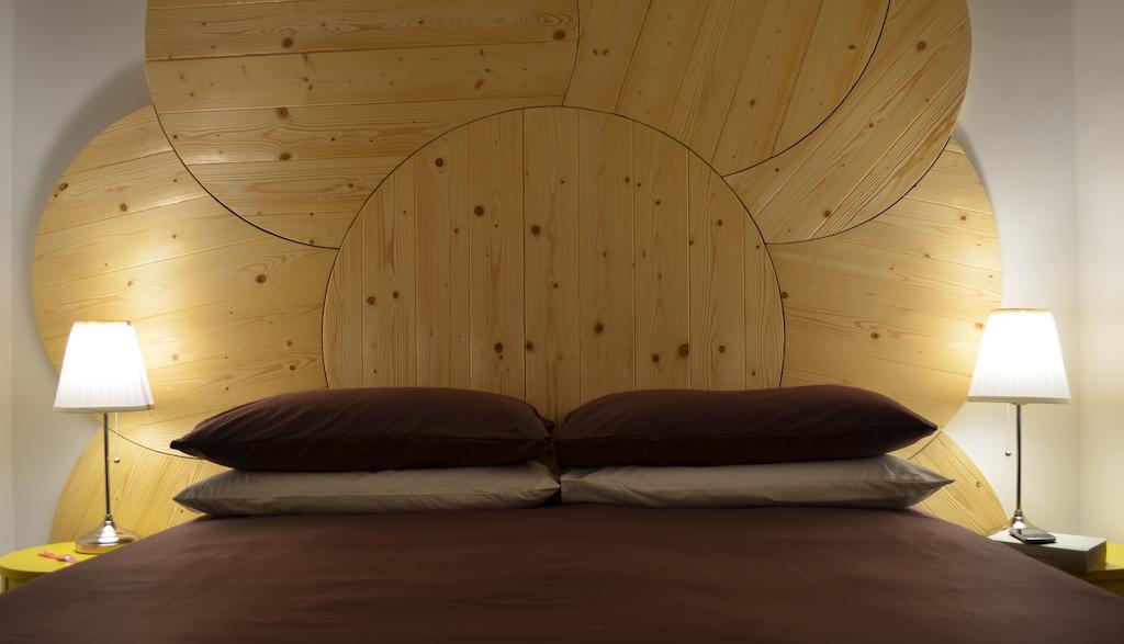 Angelina Urban Lodge Tolentino Room photo